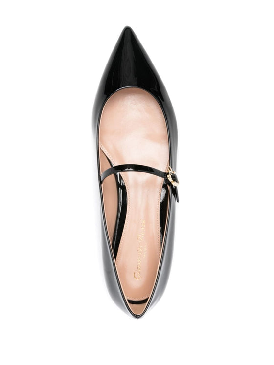 Gianvito Rossi Flat shoes Black