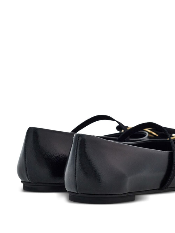 Ferragamo Flat shoes Black