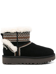  UGG Australia Boots Black