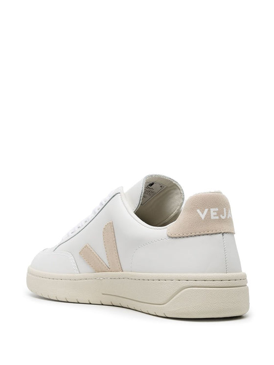 Veja Sneakers Powder