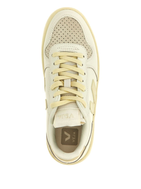 Veja Sneakers Beige