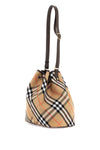 Burberry ered bucket bag