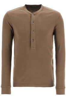  Tom Ford henley t-shirt in moss green modal cotton with mother-of-pearl buttons